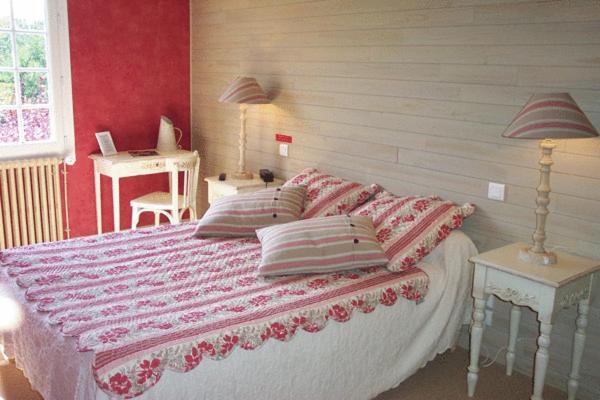 Hostellerie Belle Rive Gagnac-sur-Cere Eksteriør billede